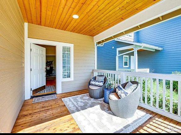 3rd image of 4225 144th St SW