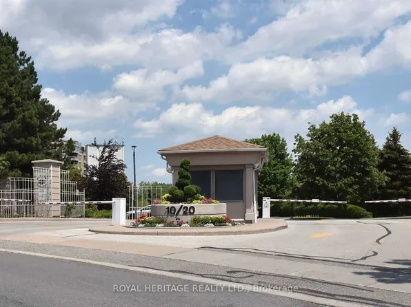 20 Guildwood Pkwy #207, Toronto, ON M1E 5B6