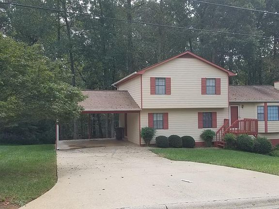 2nd image of 1038 Falconcrest Dr
