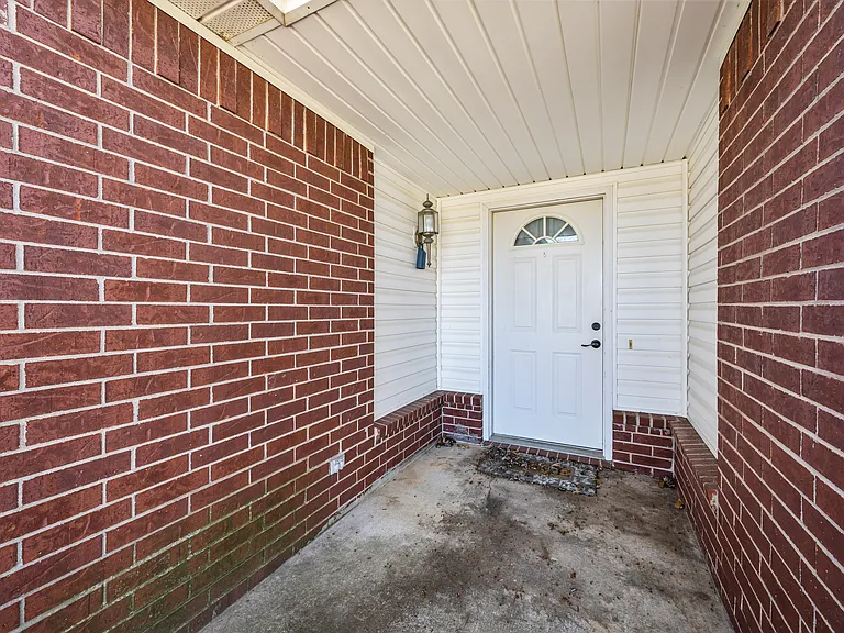 851 Honeysuckle Dr — Photo 2