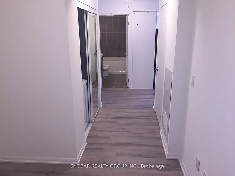 830 Lawrence Ave W #423 — Photo 7