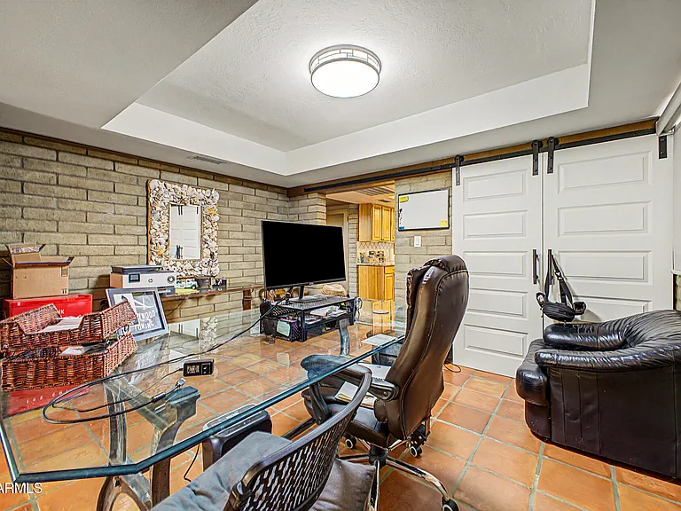 6510 E Dixileta Dr — Photo 11