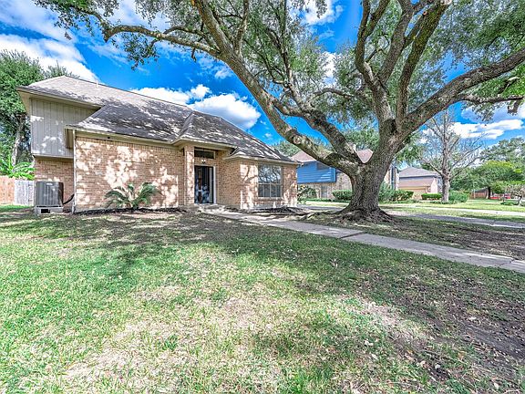 2nd image of 2314 Canyon Meadows Dr