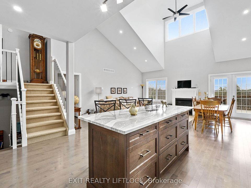 1st image of 68 Blossom Ln #10