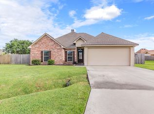 113 Summit Crest Dr, Youngsville, LA 70592