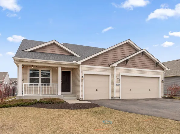 13843 Adan Ave, Rosemount, MN 55068