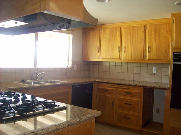 Kitchen (2)_09032013