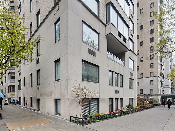 2nd image of 860 5th Ave #1B