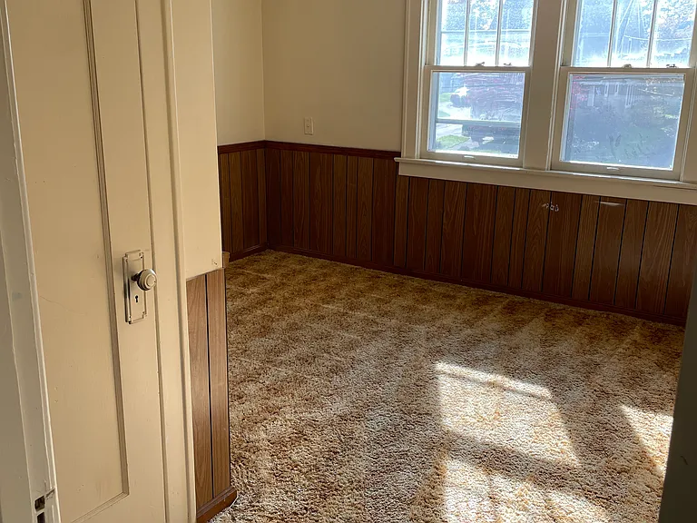 211 E Sheridan Ave — Photo 14
