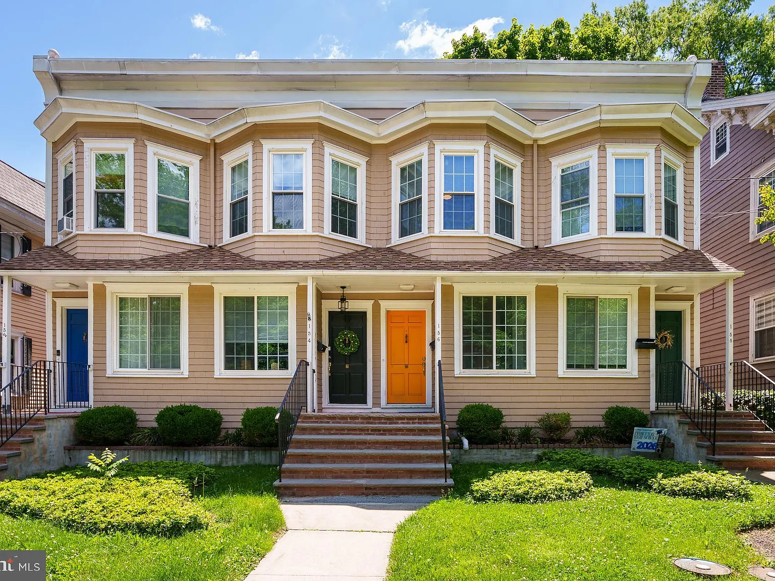2 bed, 1.5 bath, 1084 sqft, $3,800 — Photo 1