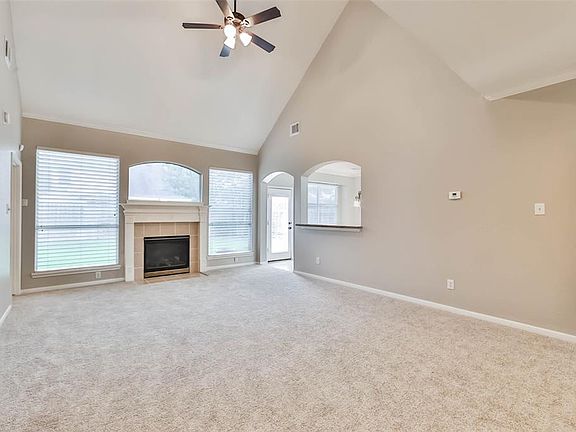 2nd image of 22710 Johndale Ct