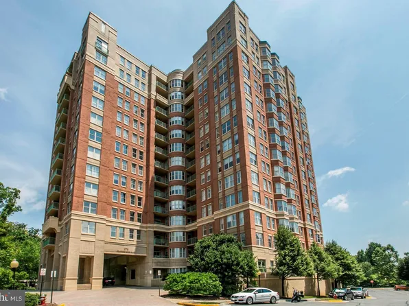 11776 Stratford House Pl APT 1409, Reston, VA 20190