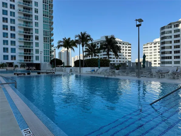 951 Brickell Ave, Miami, FL