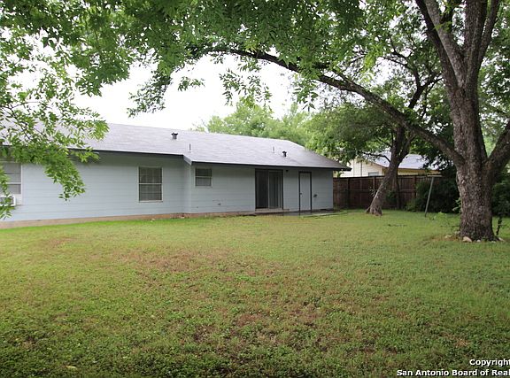 3rd image of 108 Trudy Ln