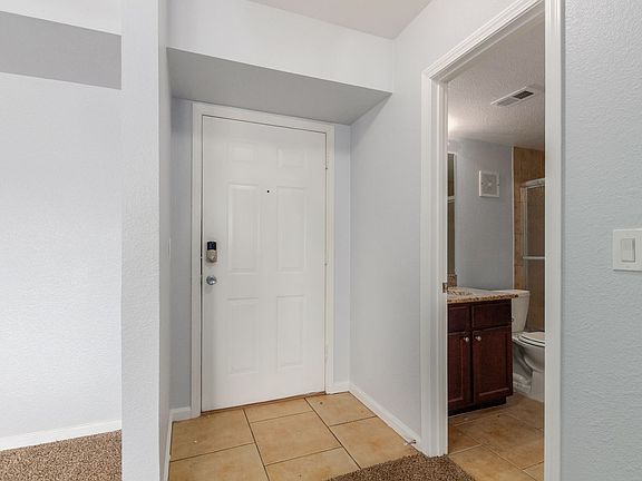 3rd image of 639 Oakmont Ave Unit 3904
