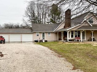 4298 N Midway Rd, Olney, IL 62450