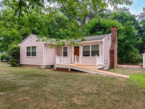 9 Howell Rd, Sudbury, MA 01776