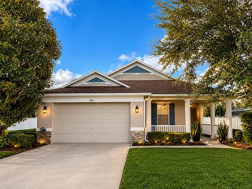 684 Cascading Creek Ln Photo 1