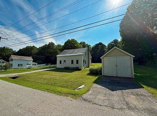 189 Pine St, Castleton, VT 05735
