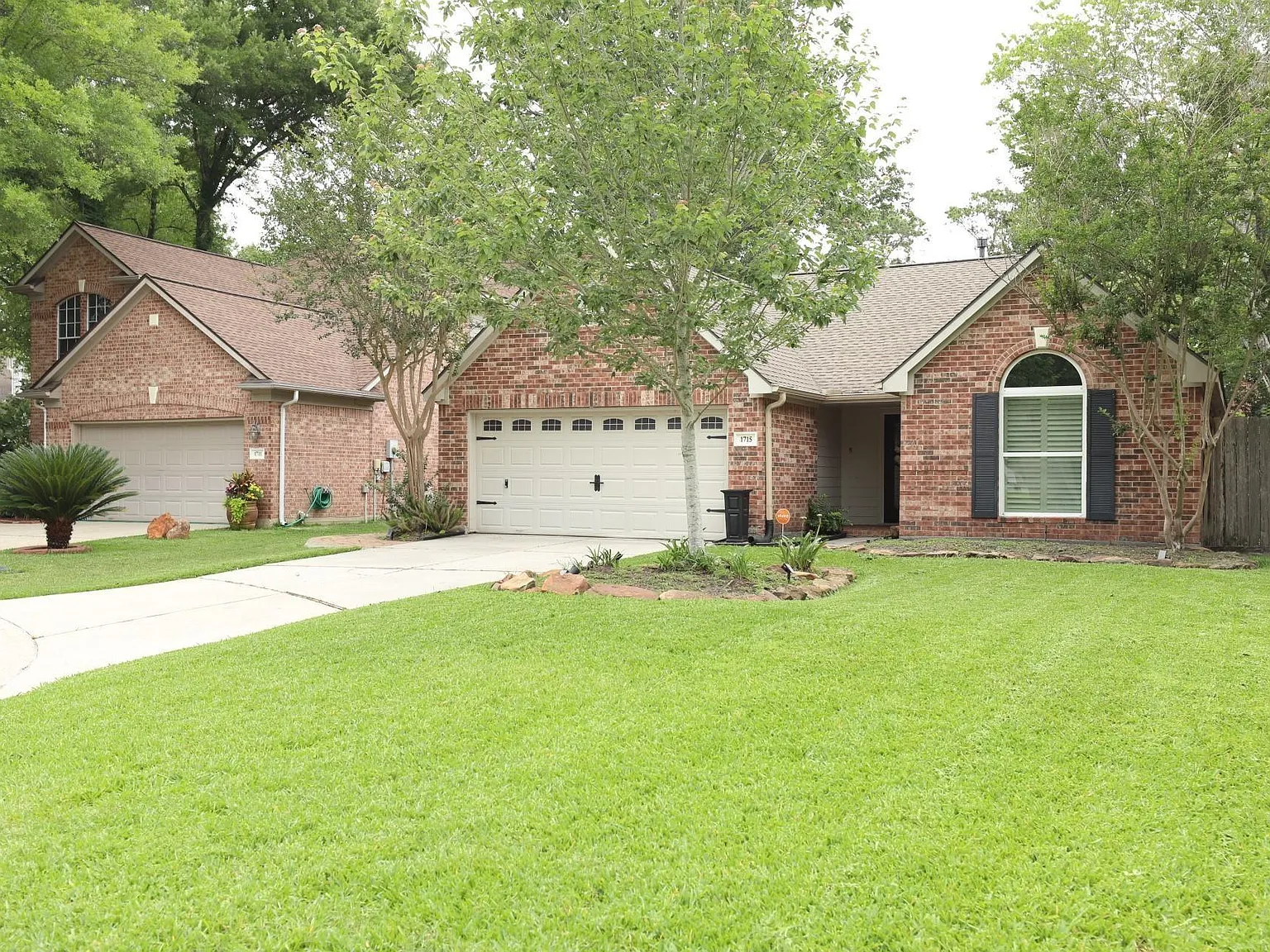 3 bed, 2.0 bath, 1598 sqft, $2,350 — Photo 3