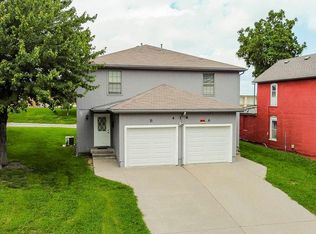 416 Kiowa St, Leavenworth, KS 66048