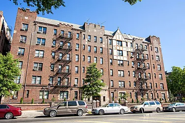95 Linden Blvd at 95 Linden Boulevard in Flatbush