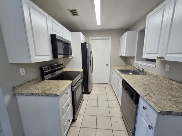 3408 Avenue H W, West Palm Beach, FL 33404