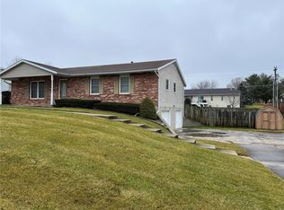 711 Head Ln, Hannibal, MO 63401