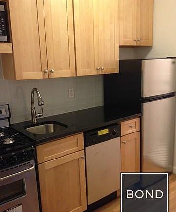 5th image of 210 Sullivan St APT 2A