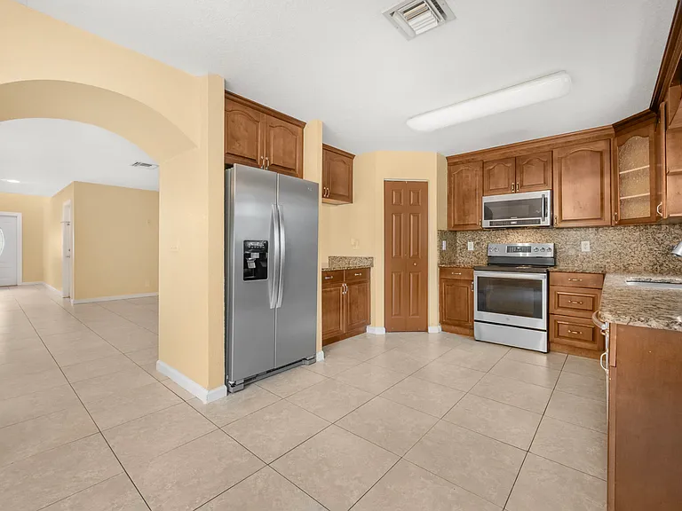 929 Imperial Lake Rd — Photo 7