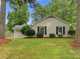 5439 Autumn End Cir, Charlotte, NC 28212