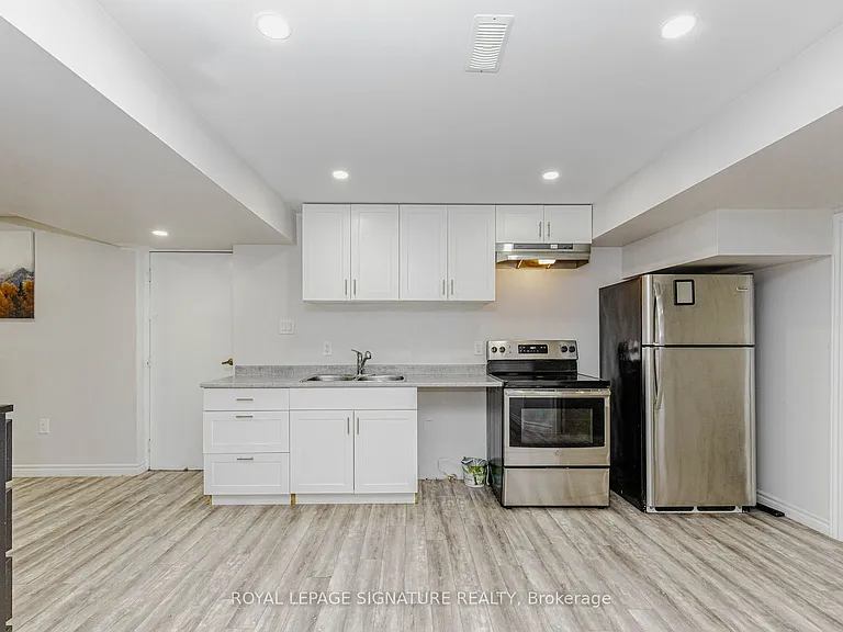 101 Hullrick Dr #BASMENT — Photo 8