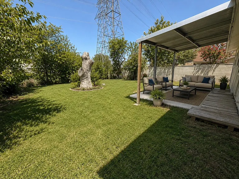 4911 Tennyson Dr — Photo 14
