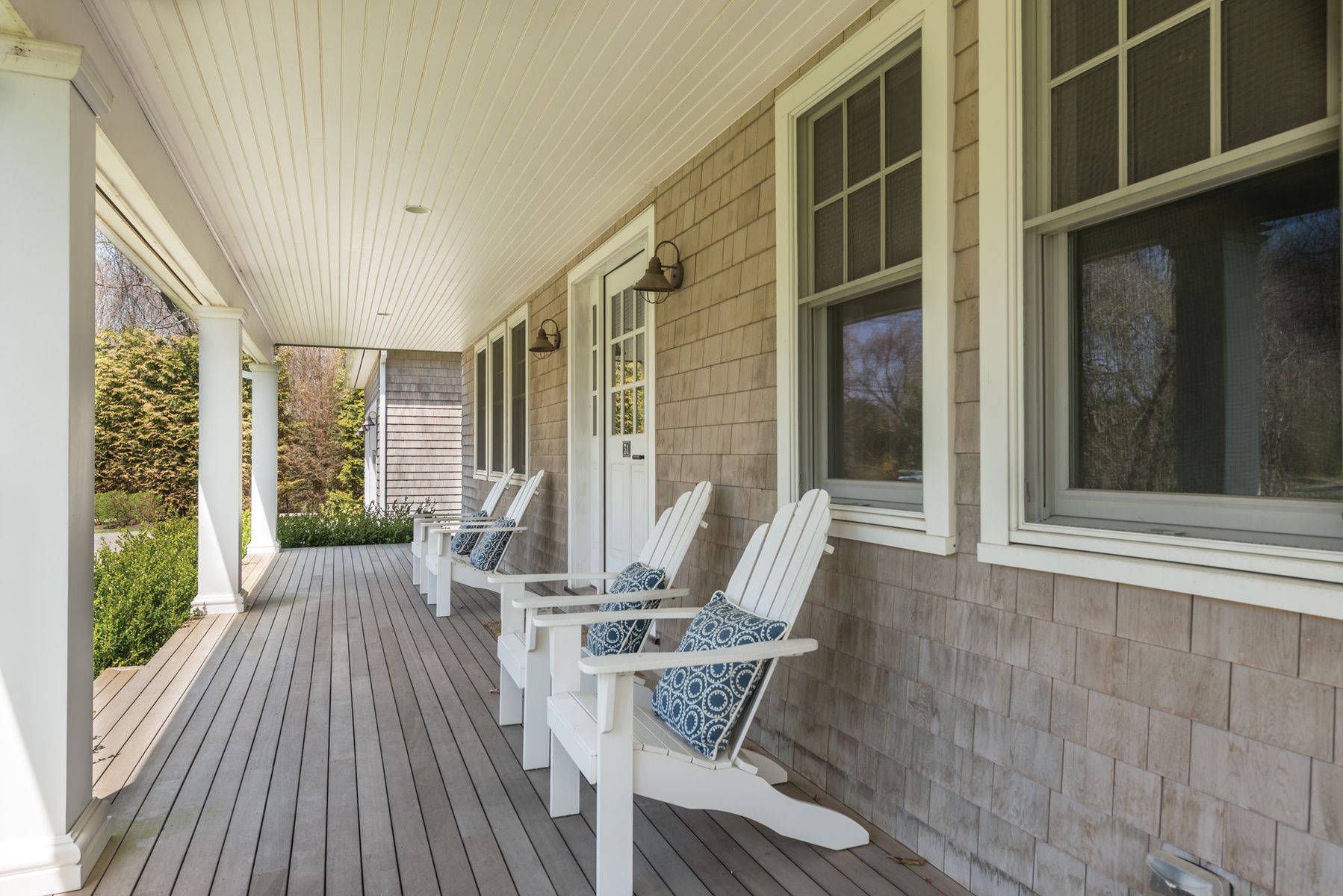 31 Roberts Ln, East Hampton, NY 11937 Out East