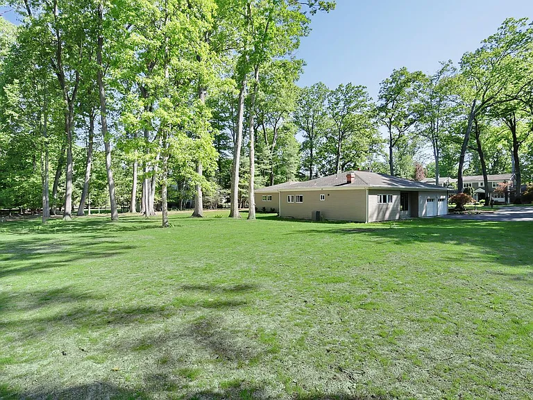 16 Cypress Peak Ln — Photo 33