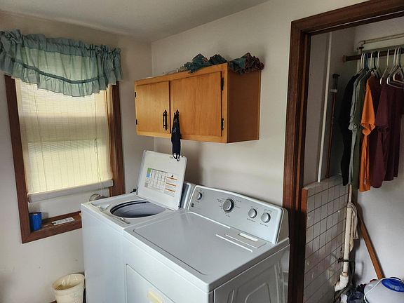 4th image of 36 Morry St