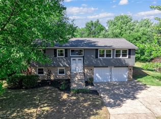 4069 Grafton Rd, Brunswick, OH 44212