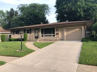 1011 Par 4 Rd, Kalamazoo, MI 49008