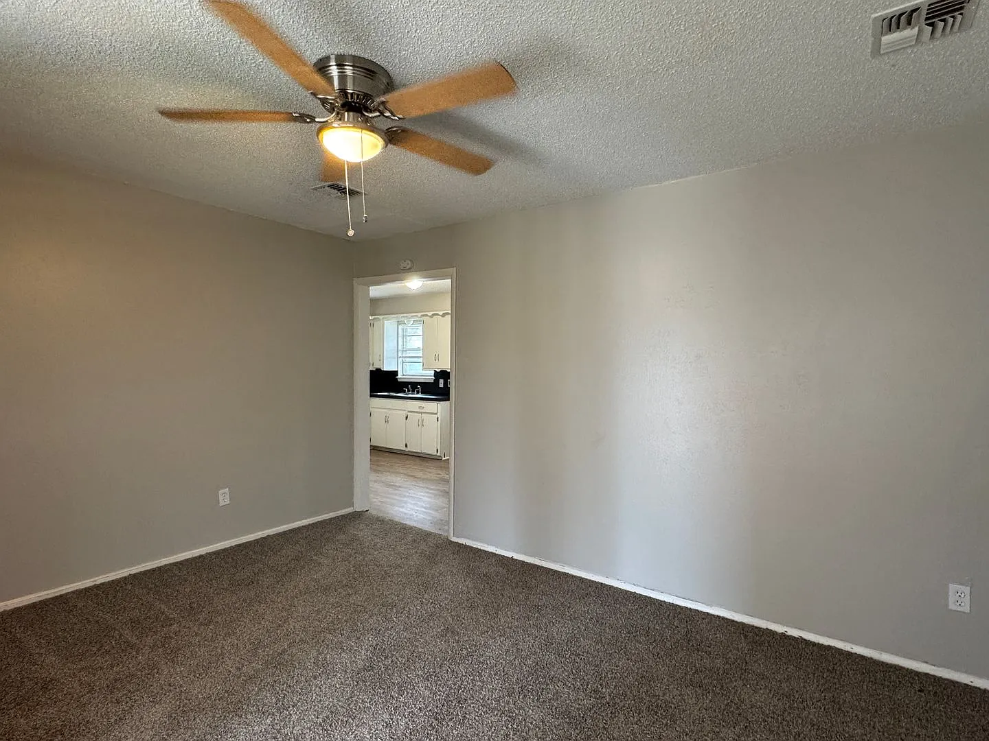 3310 SW Salinas- Available now! — Photo 3