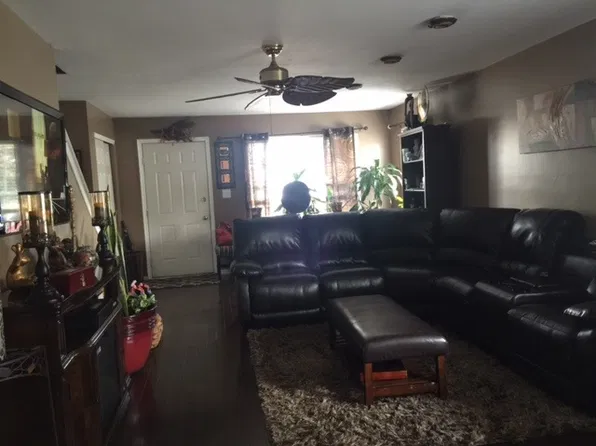 134 Revere Rd, Stewartsville, NJ 08886