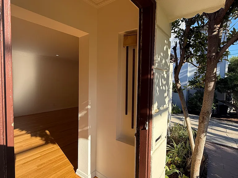 2516 Lyric Ave — Photo 4