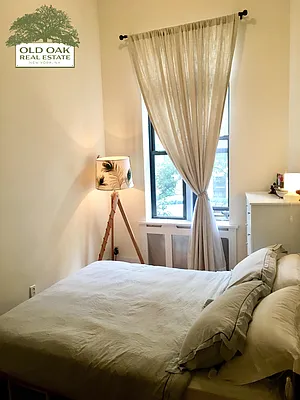 Rented by Old Oak Real Estate | media 5