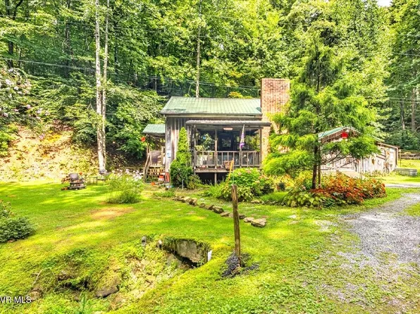 415 Stone Mountain Rd, Bulls Gap, TN 37711