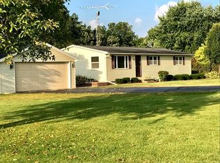 6770 Cherry Valley Rd, Kingston, IL 60145