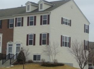 1340 Savanna Dr #528, Shakopee, MN 55379