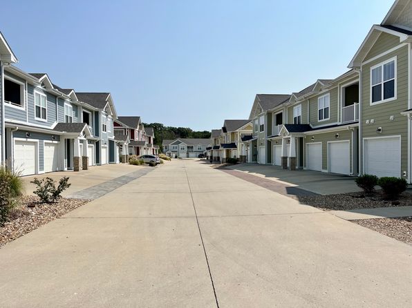 2007 Walden Pond Way APT 205