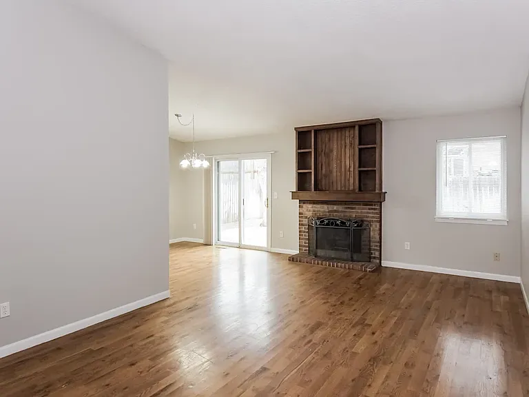 2443 S Elkhart St — Photo 9