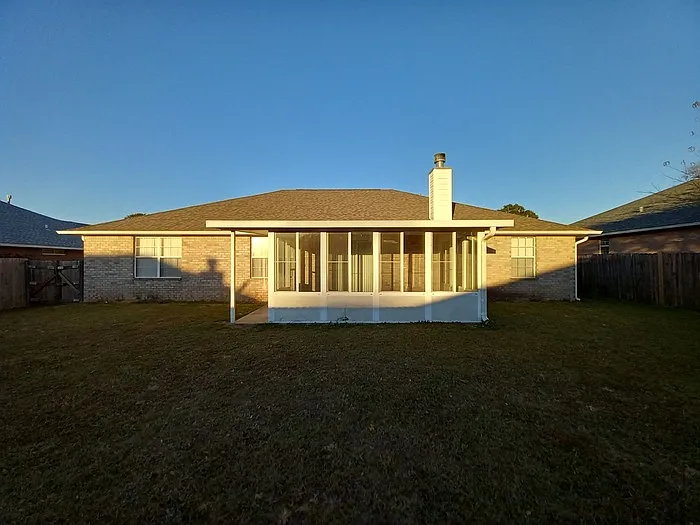 6787 Rickwood Dr — Photo 7