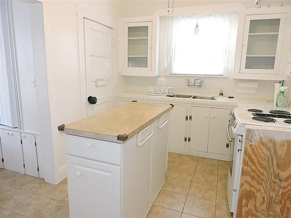 5th image of 603 Alta Vista St