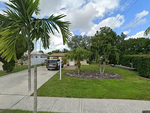 1395 NE 178th St Photo 1 1395 NE 178th St Photo 1